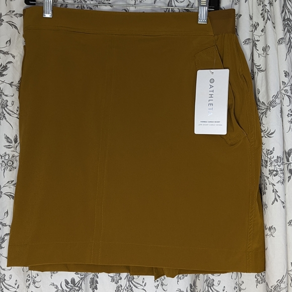 Athleta Pants - NWT ATHLETA Vienna Cargo Skort